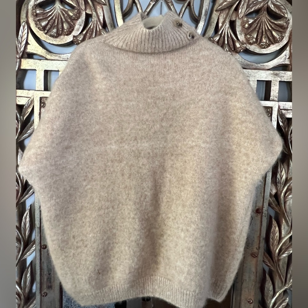ST. JOHN Alpaca Jersey Knit Funnel Neck Sweater In Tan/ Fawn Size M